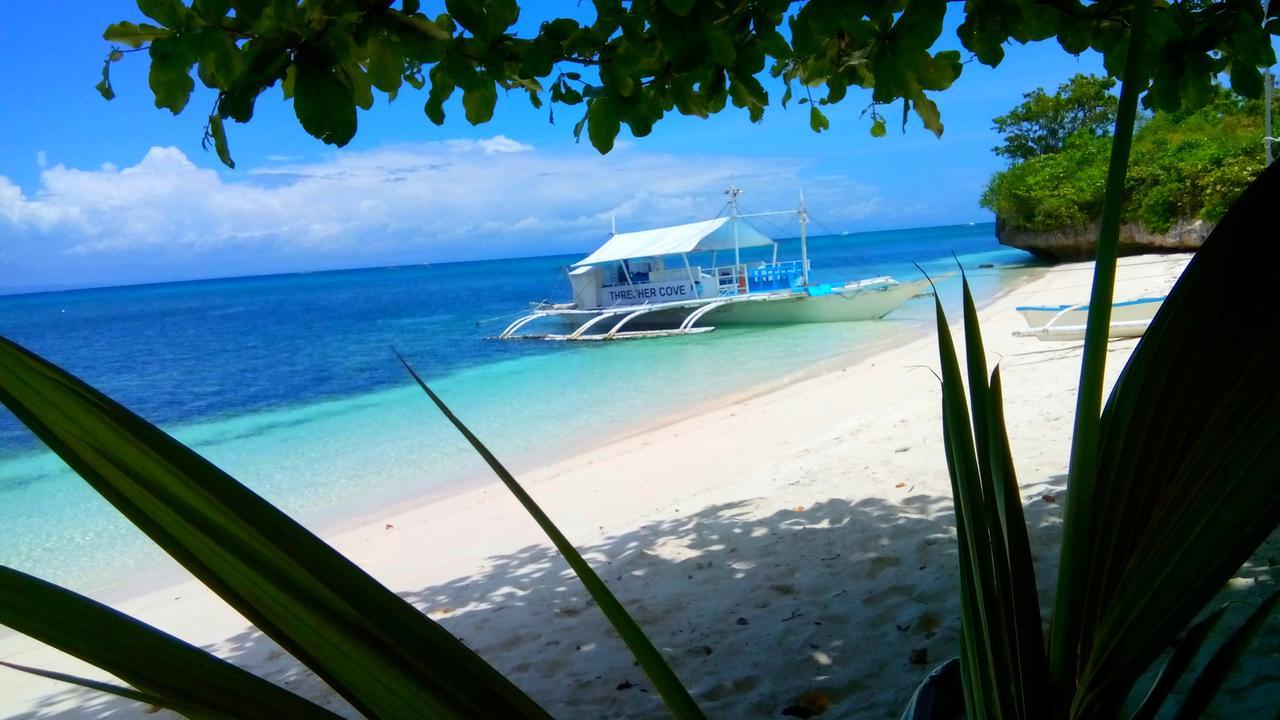 Thresher Cove Dive Resort Logon Exterior photo